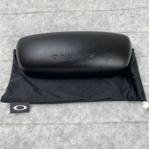 Oakley Sunglasses Black Clamshell‎ Case and Black Protective Pouch